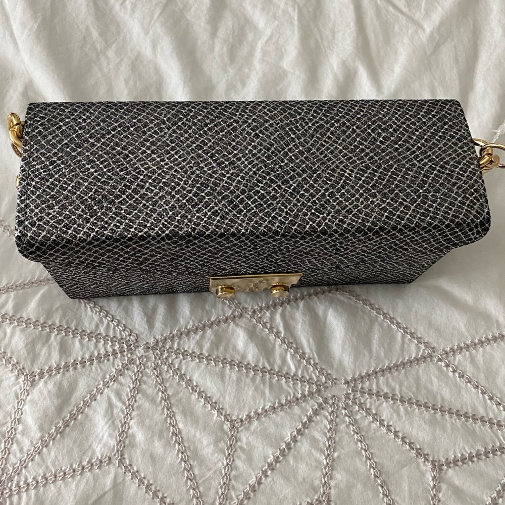 Purse - Picture 2 of 2